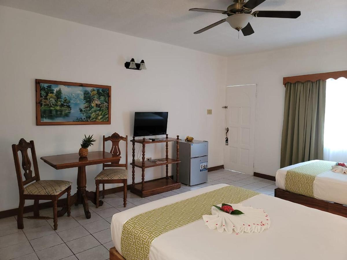 Merrils Beach Resort II Negril Exterior foto