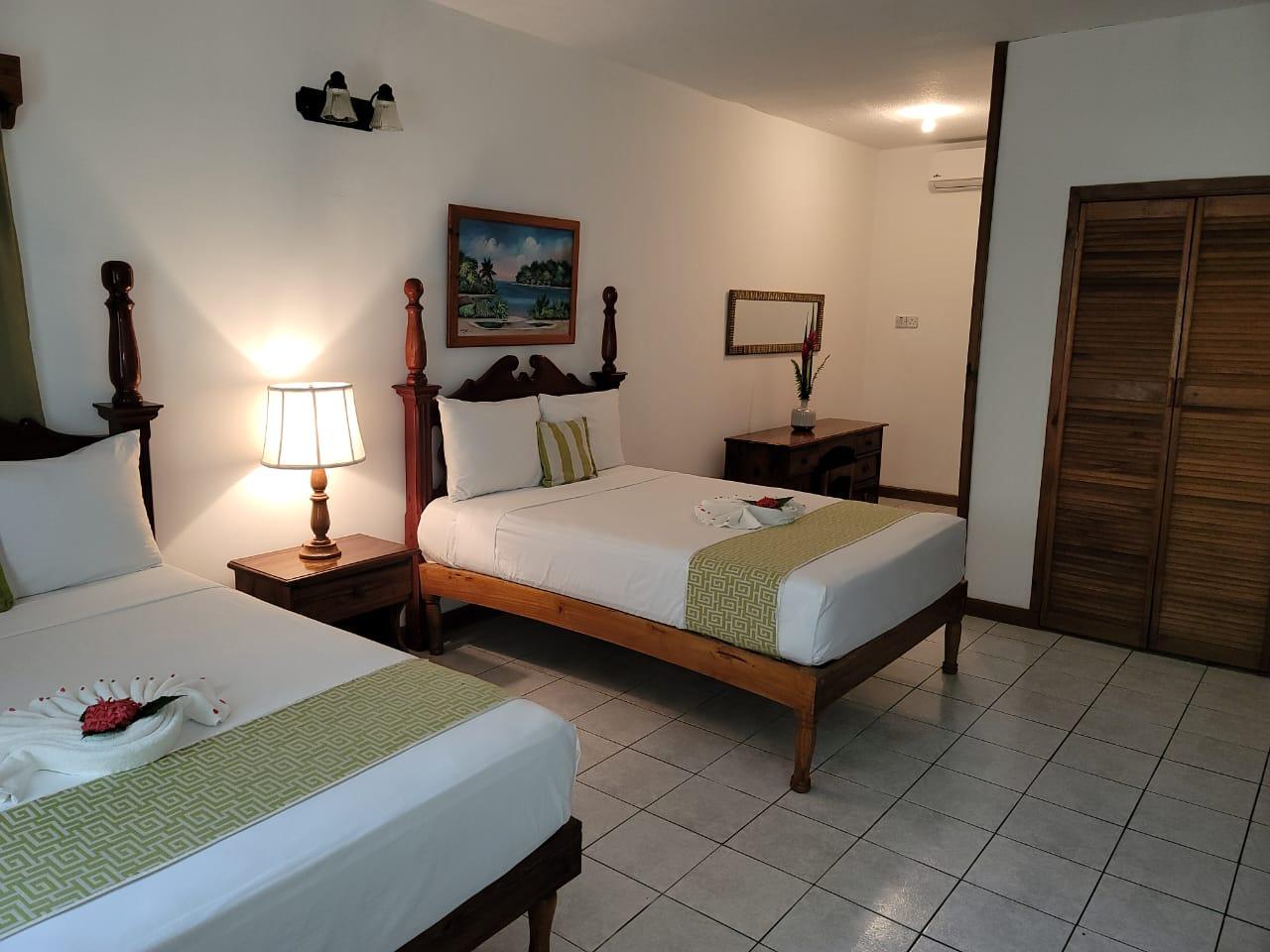 Merrils Beach Resort II Negril Exterior foto