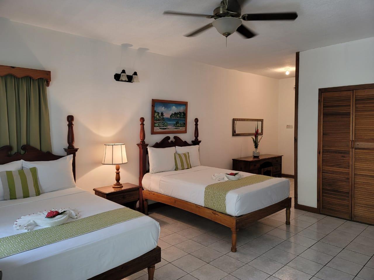 Merrils Beach Resort II Negril Exterior foto
