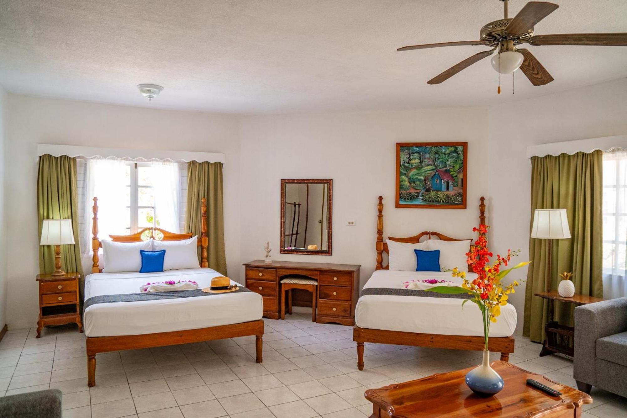 Merrils Beach Resort II Negril Exterior foto
