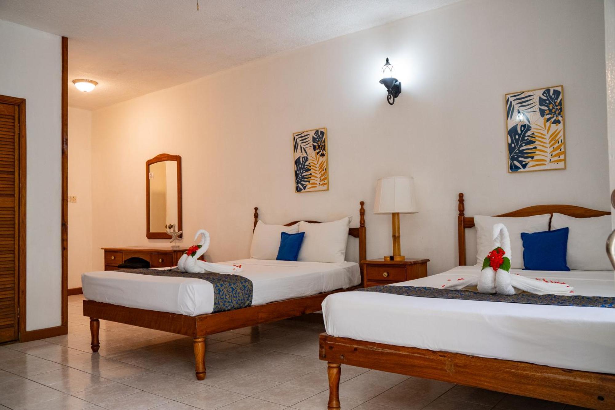 Merrils Beach Resort II Negril Exterior foto